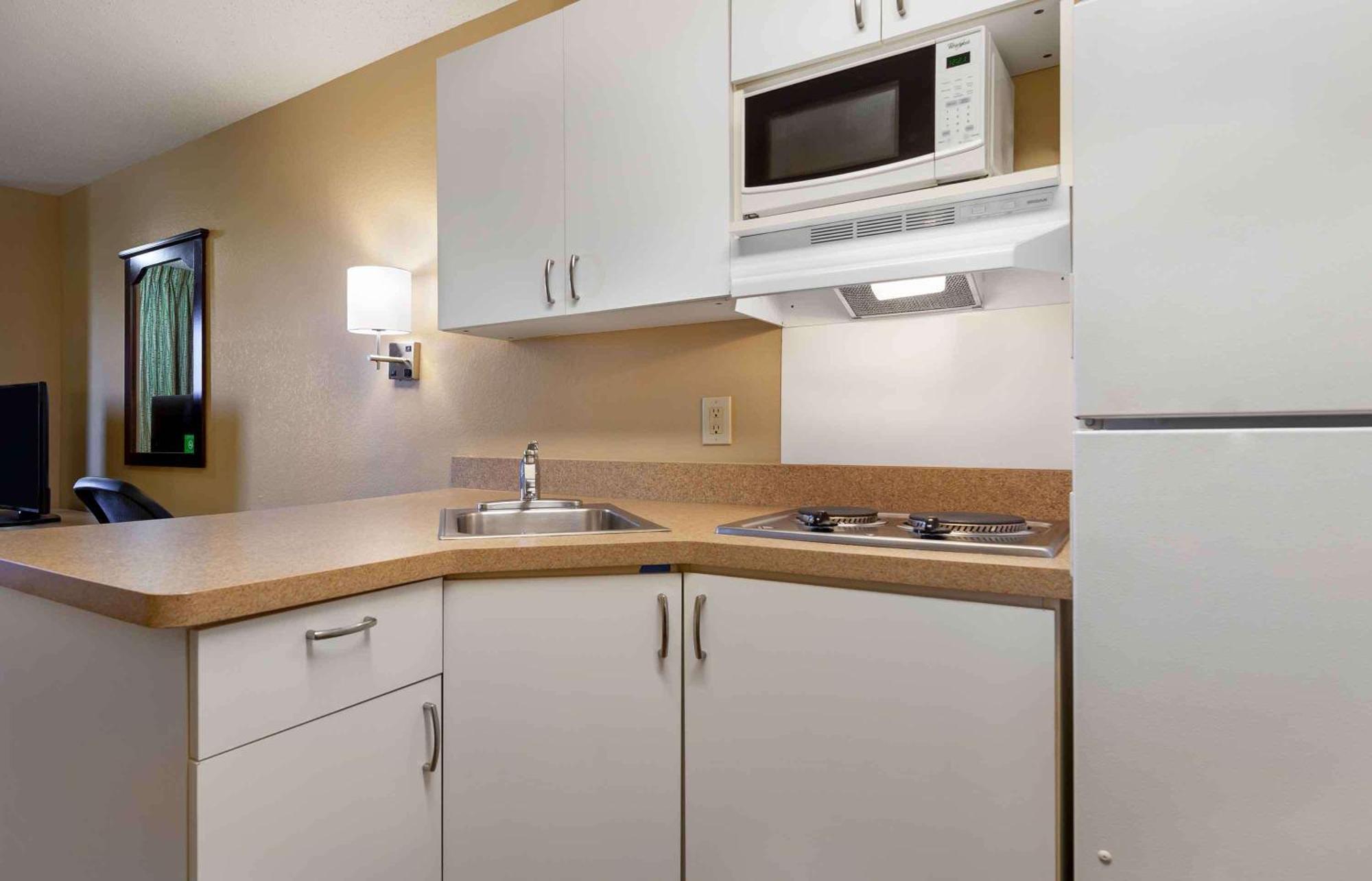 Extended Stay America Suites - Madison - Junction Court Middleton Exterior foto